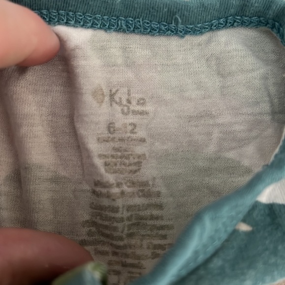 Kyte zippered footie in camo print 6-12 mon - Picture 2 of 5